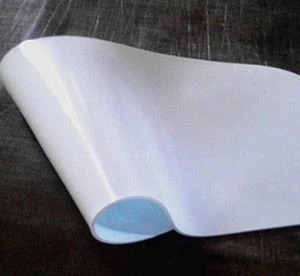 Bileog PVC Uigeacht Bog agus Leaisteacha